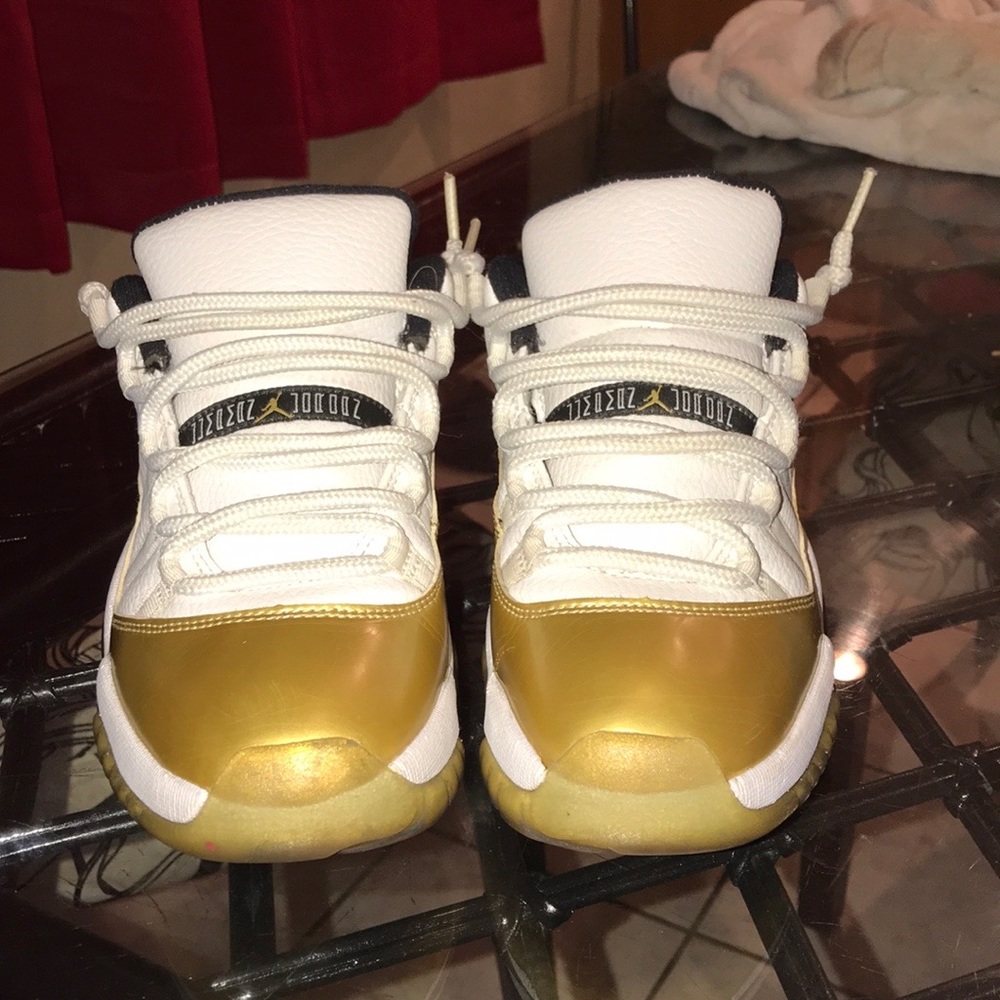 Jordan low 11s
